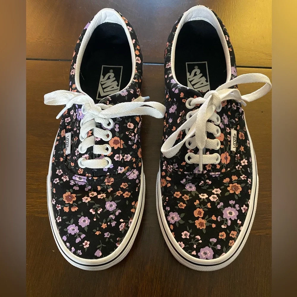 Vans Flowers floral black women’s size 8 men’s size 6.5 - Picture 2 of 5